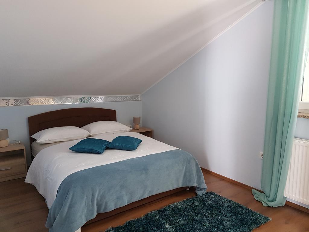 Apartments Suzana Новий Винодольський Екстер'єр фото